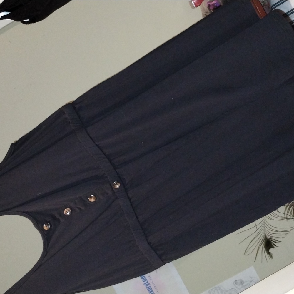 ⭐NWOT⭐WOMEN'S Summer Sleeveless Button Size Large